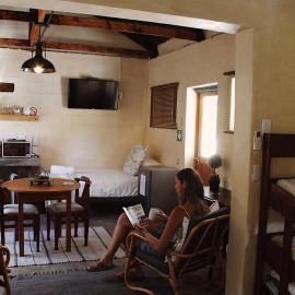 Rusoord Farmstay Cottages, hotel in Middelburg