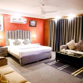 Palm East Hotel