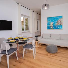Garibaldi Suite B&B, hotell i Salerno