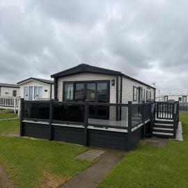 3 Bed - Sleeps 8 - Family & Pet Friendly