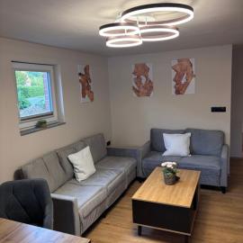 Natis Gästewohnung 2, hotell i Kreuzriehe