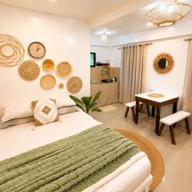 A&H Homestay, hotelli kohteessa Catangnan