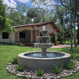 Villa Constanza a country house in nature, hotel en Pedrozo
