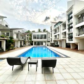 Luxo Dream 3bhk Villa W Pool by whereyoustaying، فندق في Assagao