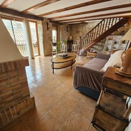 Casa Juan, готель у місті Cretas
