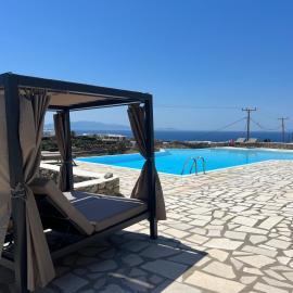Rineia Complex by Live&Travel