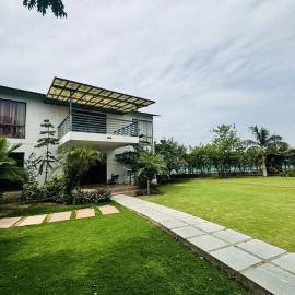 Rk farms, hotel u gradu Noida