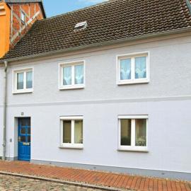 Ferienhaus Irene direkt in der Altstadt von Röbel, an der Müritz, kleine Haustiere herzlich willkommen, ξενοδοχείο σε Robel