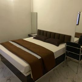 SHARDA PALACE Deoghar، فندق في دوغار