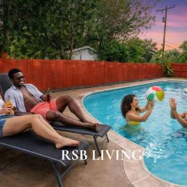 Amazing 4BR 2BA Winter Home with Pool & Game-Movie Room