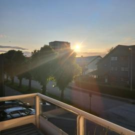Apartment in Lund with elevator and garage space with charger, hotel a Kristiansand