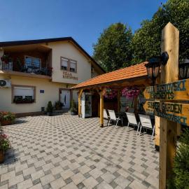 Villa Ristovski โรงแรมในโอครีด