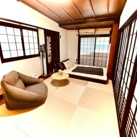 Between Kyoto & Osaka 渚西 駅徒歩6分, hotell sihtkohas Hirakata