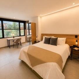 Once Suites, hótel í Envigado