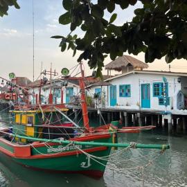 The Boathouse, hotel di Bang Sare