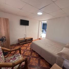 Alojamiento Mujer Dormida, hotel in Ambuquí