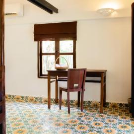 Sambor Village Hotel, hotel u gradu Kompong Tom
