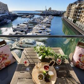 Luxury Glenelg Marina Retreat | Sheltered Balcony