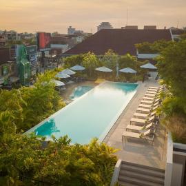 The Aviary Hotel