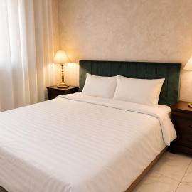 Al Wesam Furnished Apartments, khách sạn ở Aqaba