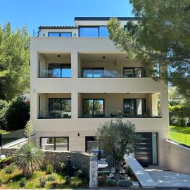 M Residence - luxury apartments with private pools, hotel in Punat