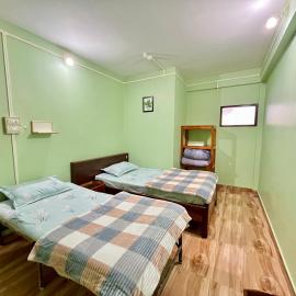 Flat 10-RJ Shant Homestay, hotel in Hāpoli