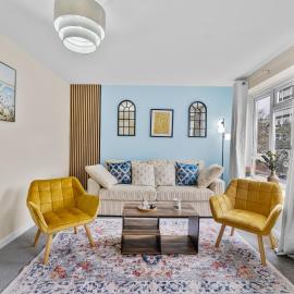 KingstonUponThames Contractor Sleeps8 Parking, hotel in Kingston upon Thames