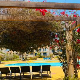 Santa Maria Ilha do Sal T2 Apartament with pool A&L em Vila Verde, hotel sa Prainha