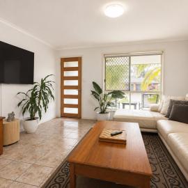 Pet Friendly close to Mooloolaba Sleeps 6
