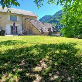 Gîte au cœur des Gorges du Tarn, hotel in Saint-Rome-de-Dolan