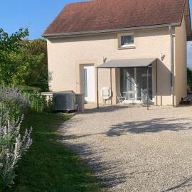 Votre Inndependance dans le Jura, hotel v destinaci Dampierre