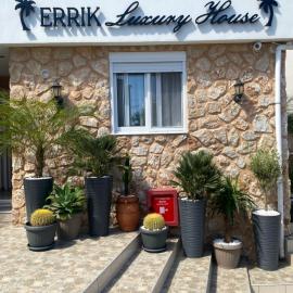 Errik Luxury House, hotel in Faliraki