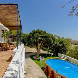 Cortijo de la Fuente con vistas impresionantes, piscina privada y playas a 20 minutos, hotelli kohteessa Bédar