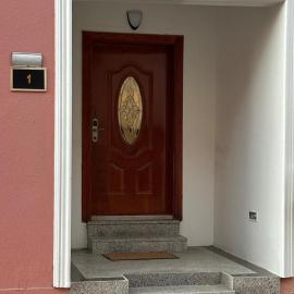زهرة الهدا, hotel u gradu Al Hada