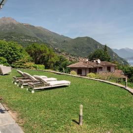 Sant Andrea Paradiso - Menaggio by LoveComo, hotel u gradu 'Menaggio'