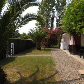 Appartement Coloquinte-Résidence Les Glycines, hotel in Eugénie-les-Bains