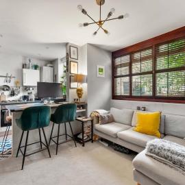 Cosy flat in Central London, PRE-payment via PAYPAL in advance only