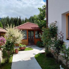 Guest House Stoletnika, hotel din Iagodina
