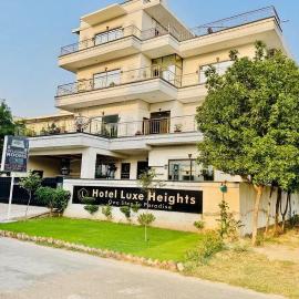 Hotel Luxe Heights Lahore, hotel Lahorban
