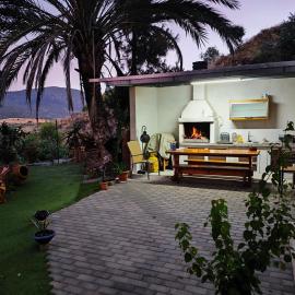 Anna's sea view apartment