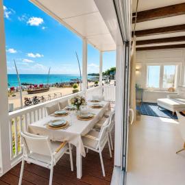 Ferienhaus Urban Fewo Beletage 2 bis 6 Personen mit Panorama Meerblick WLAN gegenüber vom Strand, hotel i Häven