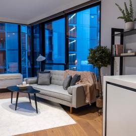 Luxury CBD LaTrobe Retreat 1BR Apt w Pool & Gym