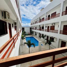Flat completo em condomínio, hotell i Camocim