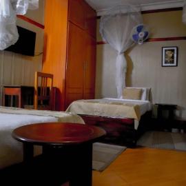 Boulevard Excelsior Motel, hotel u gradu 'Fort Portal'