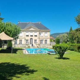 Chambres d hôtes dans maison bourgeoise Douce France, hotel em Millau