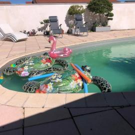 Maison Vallée: Décines-Charpieu şehrinde bir otel