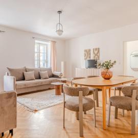 Hakuna Marktquartier 9 - Terrassenwohnung Spitz, hotel u gradu Špic
