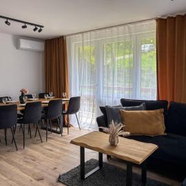 Willa Kątowa - domek z sauną i balią, hotel u gradu 'Porąbka'
