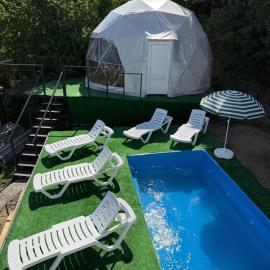 Mtirala Yurt, hotel in Batoemi