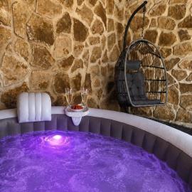 Casa con piscina y jacuzzi, hotel a Pontevedra
